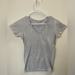 Lululemon Women’s VNeck
